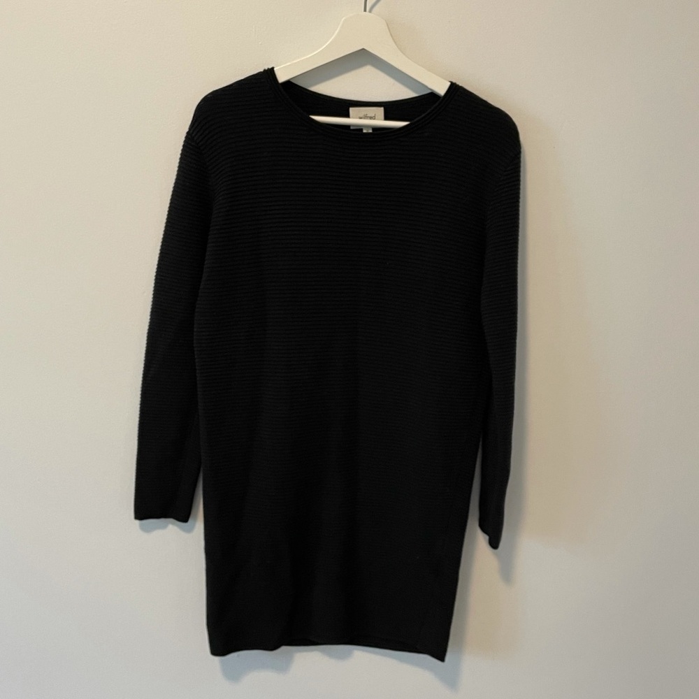 Aritzia Campanule Sweater Dress - Picture 3 of 14